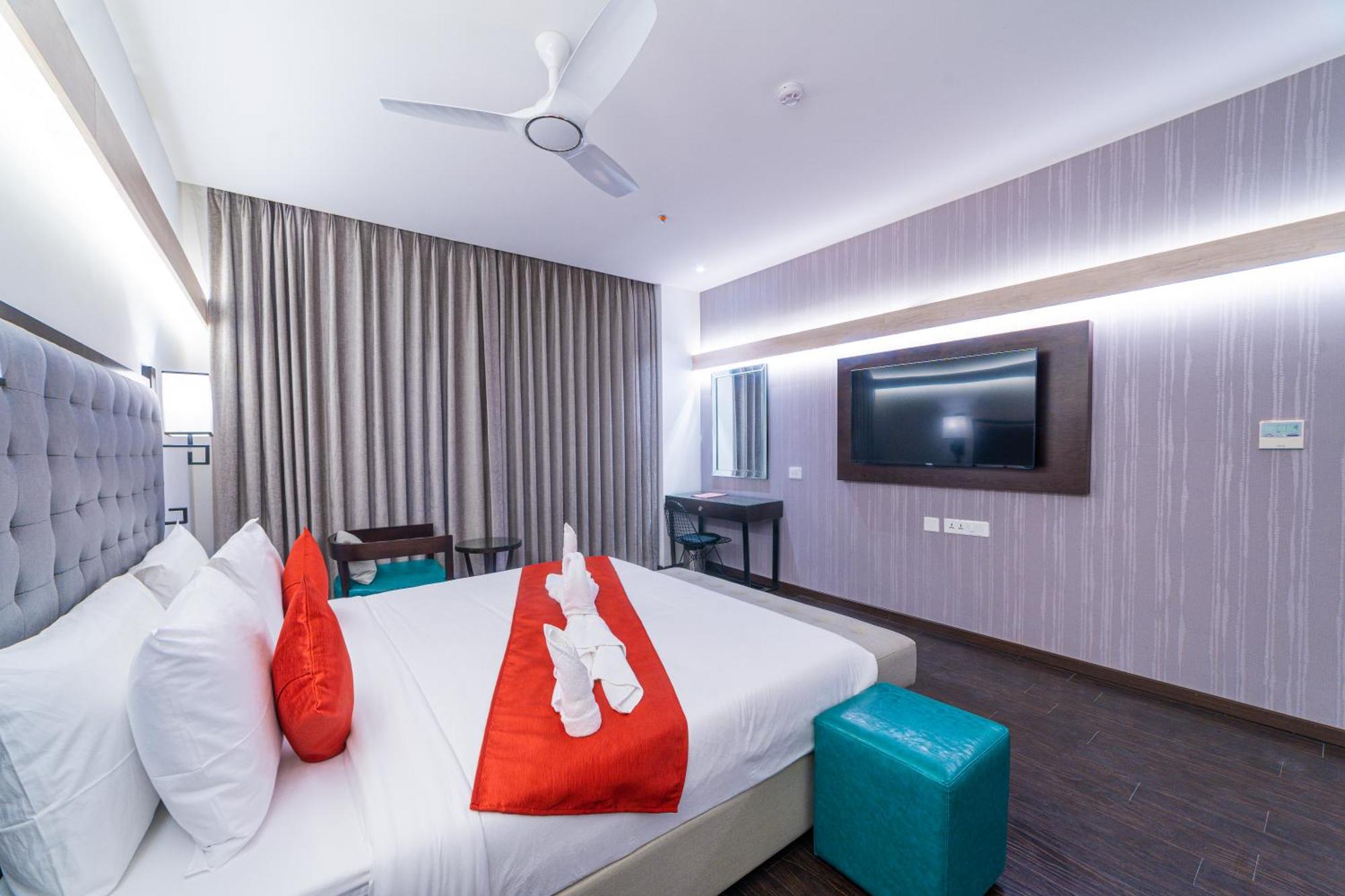 Hotel Deccan Serai Grande, Gachibowli, Hyderabad Esterno foto