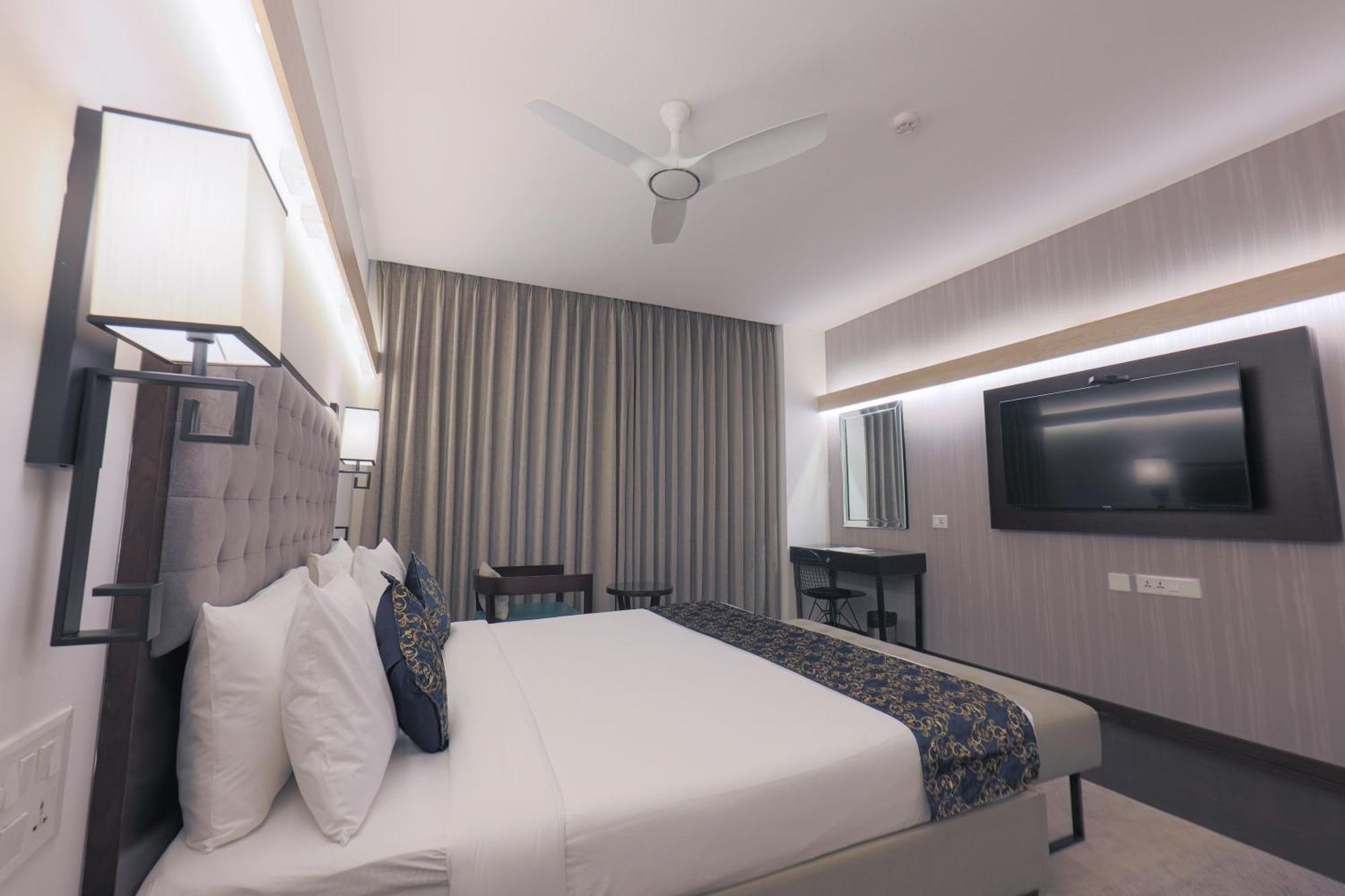 Hotel Deccan Serai Grande, Gachibowli, Hyderabad Esterno foto