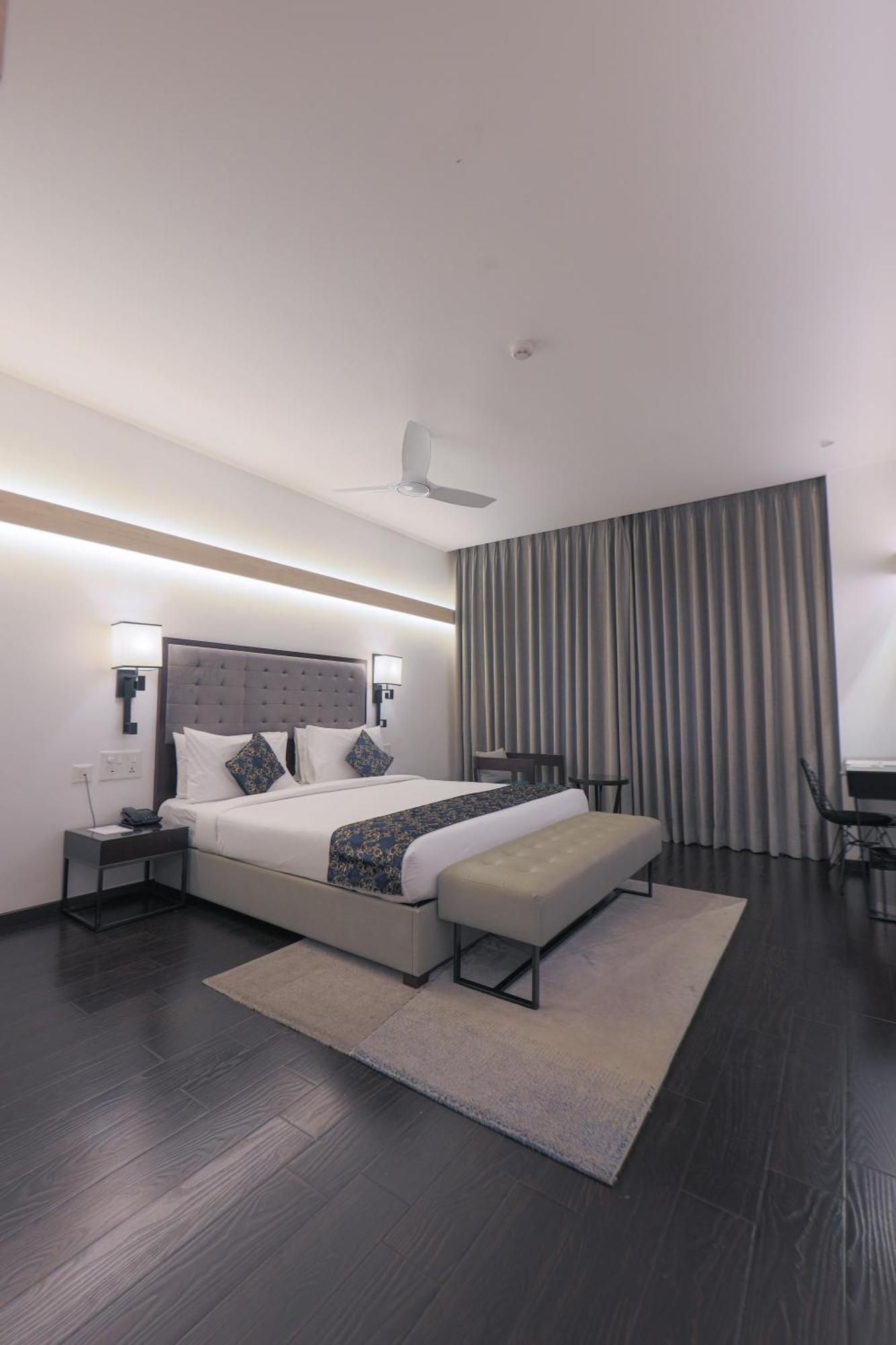 Hotel Deccan Serai Grande, Gachibowli, Hyderabad Esterno foto